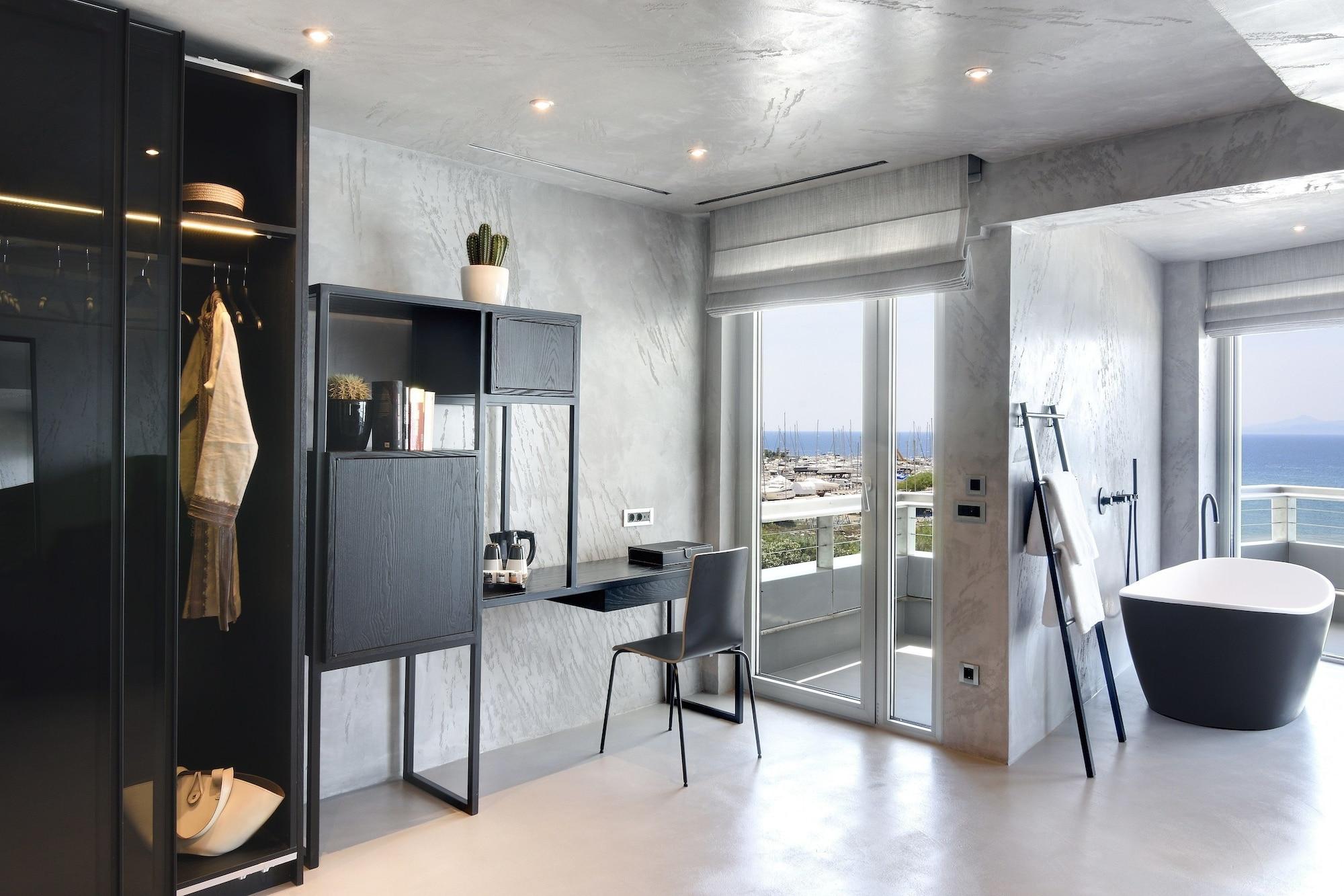 Poseidon Hotel 3*